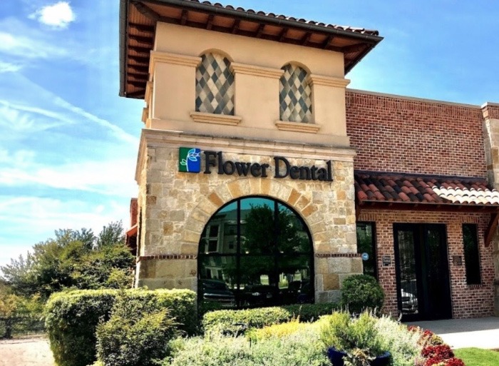 Exterior of Flower Dental office in Carrollton